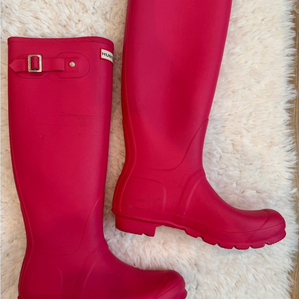 Hunter Women's Deep Pink Rain Boots